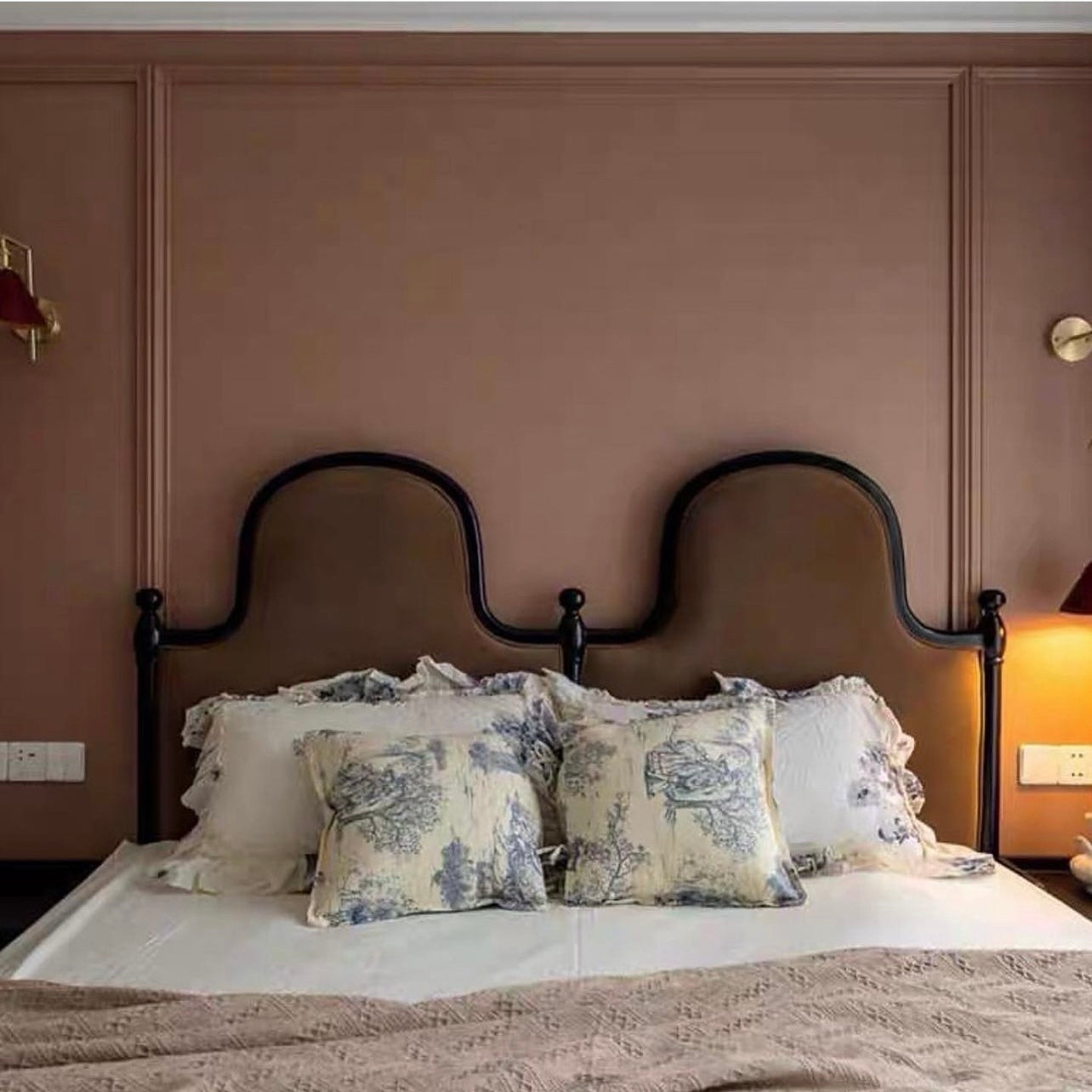 French Contemporary Design Bed HBBD001