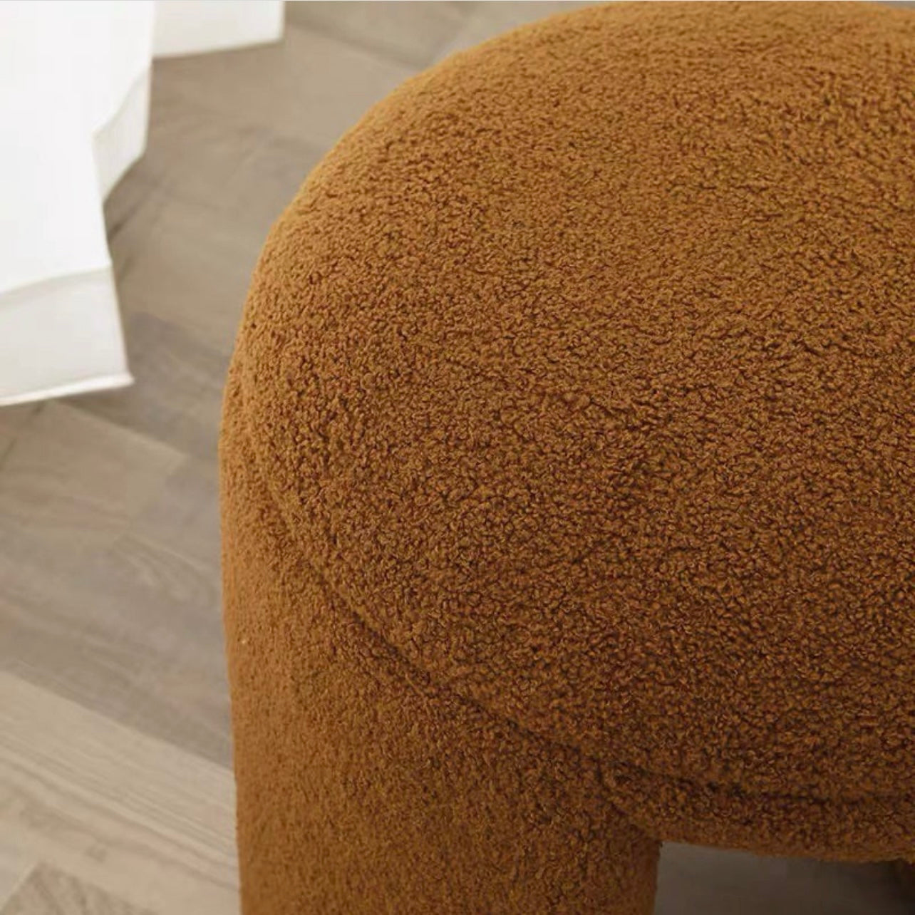Lamb Fur Stool HBST006