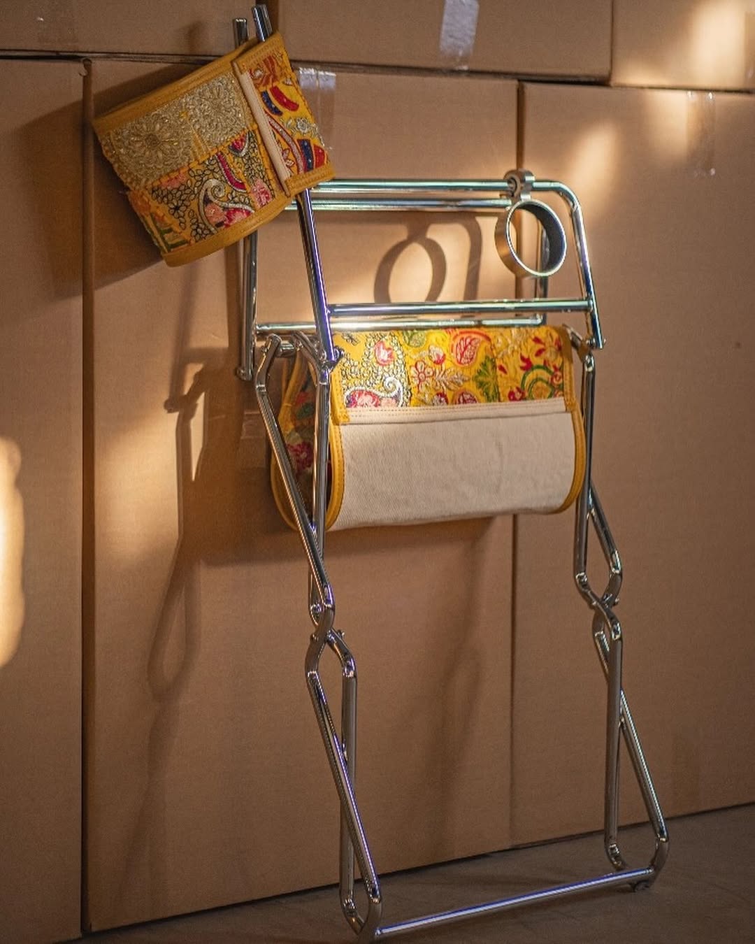 Hommie Foldable Chinese Embroidery Stainless Steel Chair HBCH013