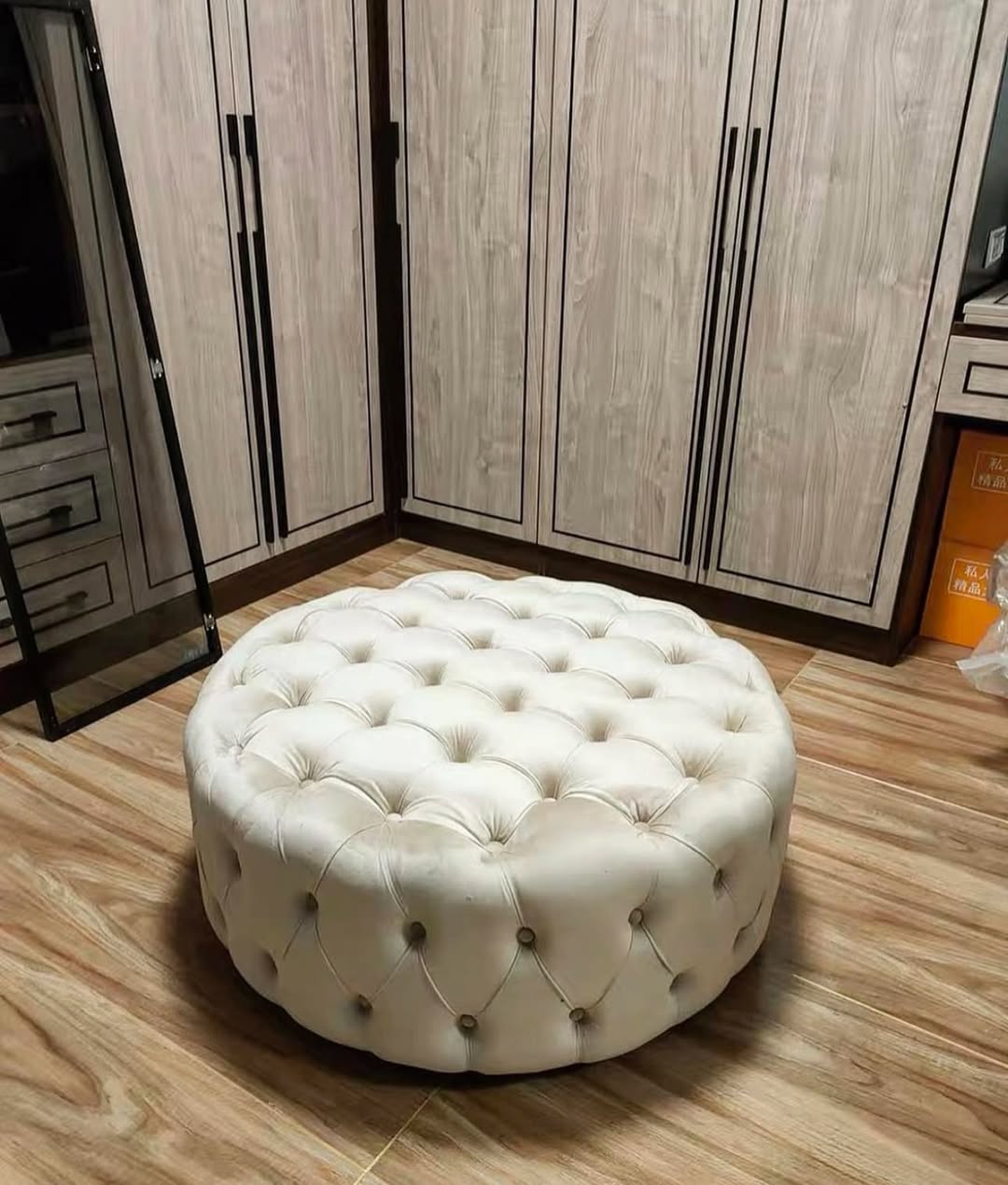 Hommie Dressing Stool HBST014