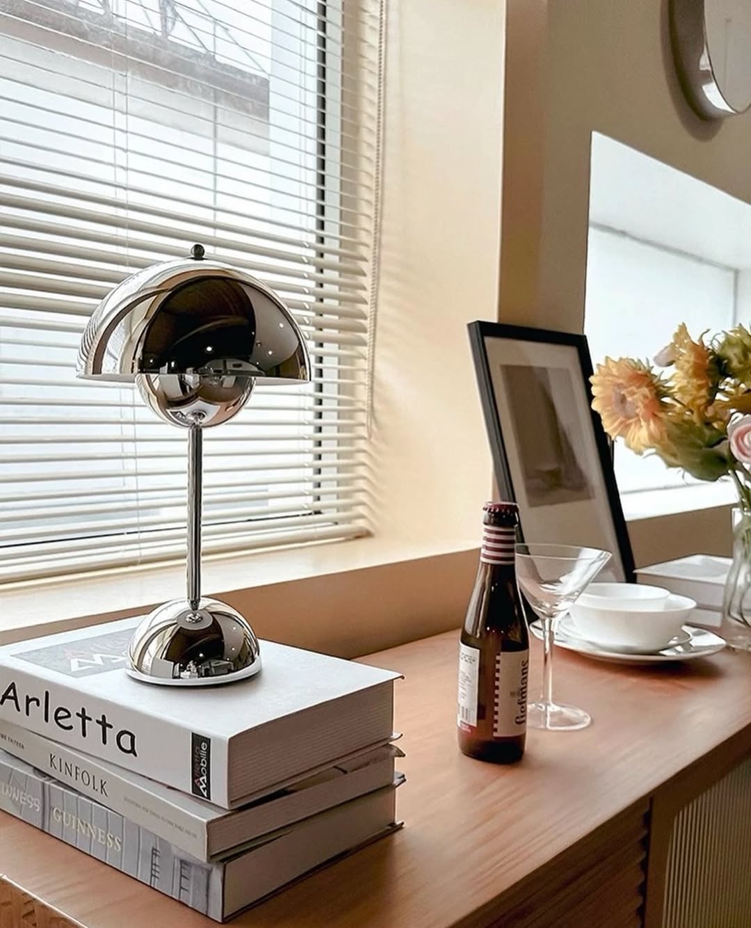 Hommie Minimalist Table Lamp HBCL015