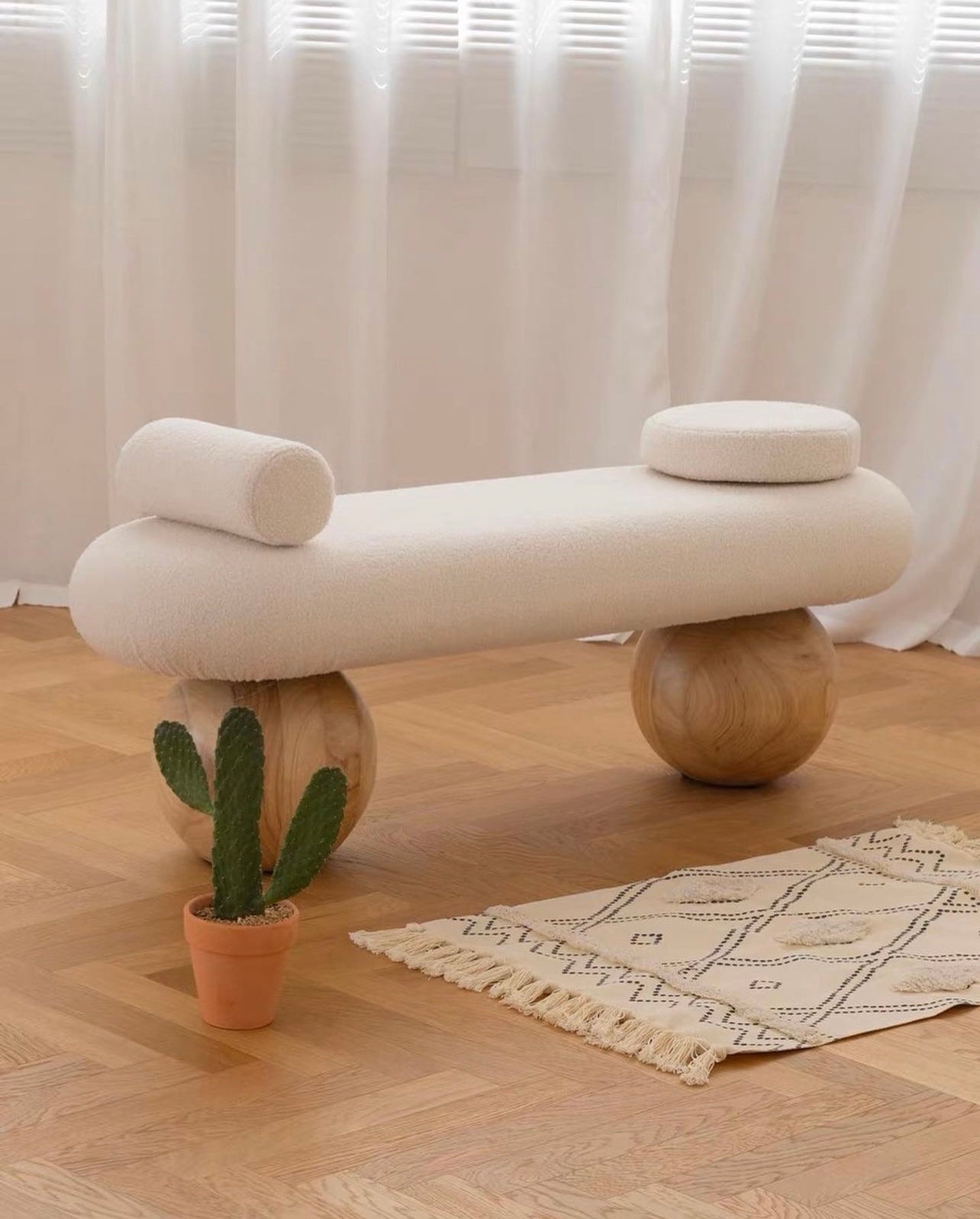 Hommie Woll Fabric Wood Bench HBBE015
