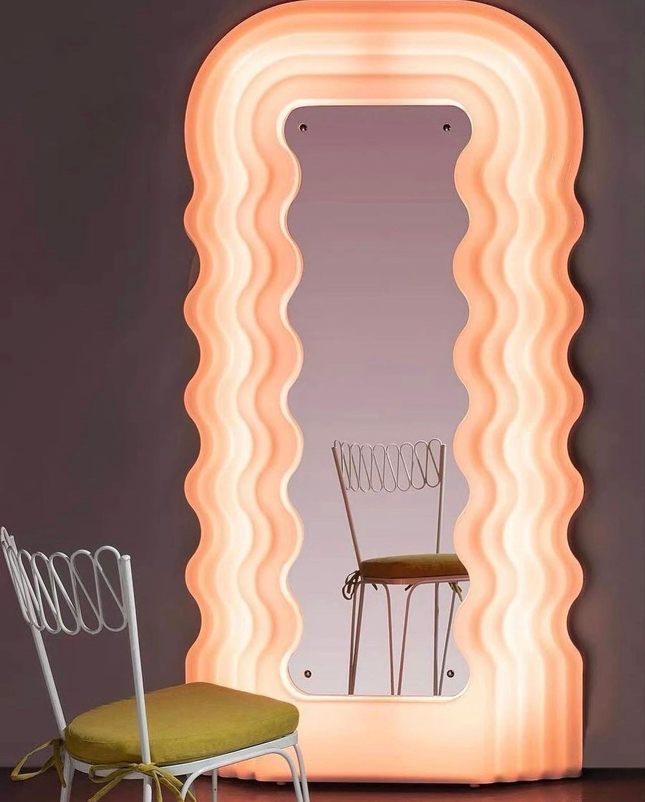 Modern Studio Mirror Light HBMR004