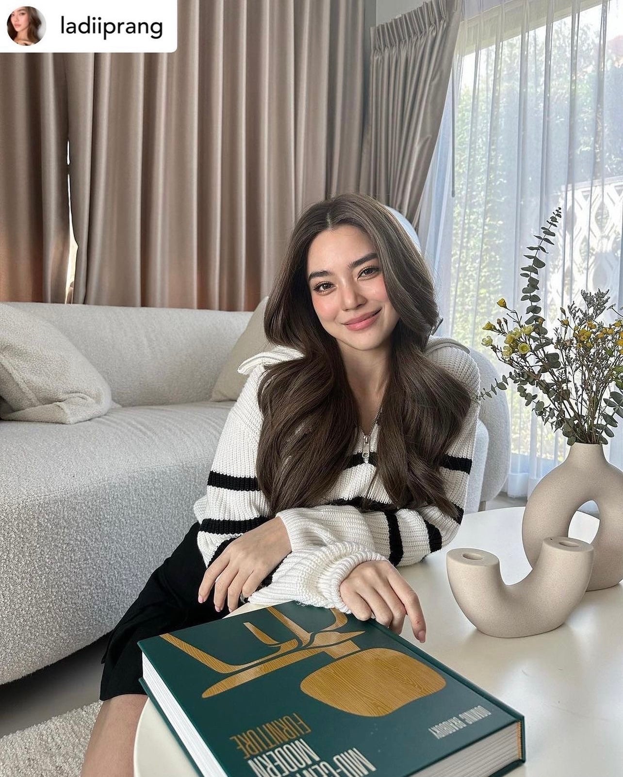 Hommie Wood Mid-table HBFT002