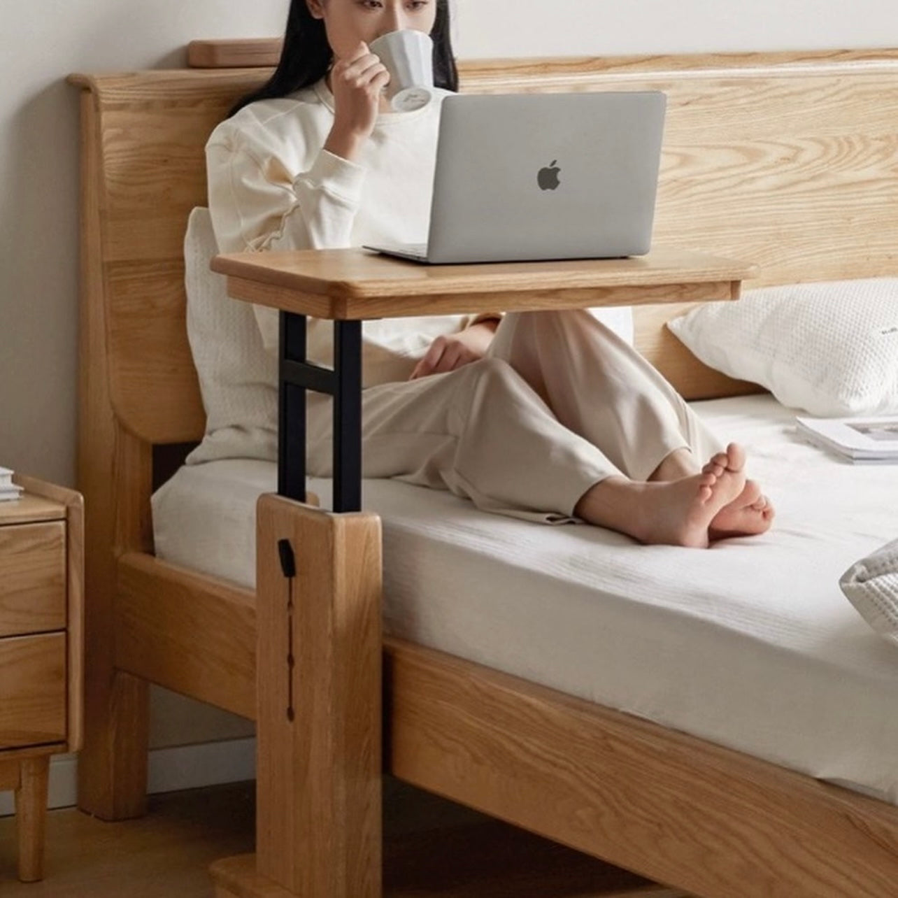 Hommie Adjustable Side Table HBLC008