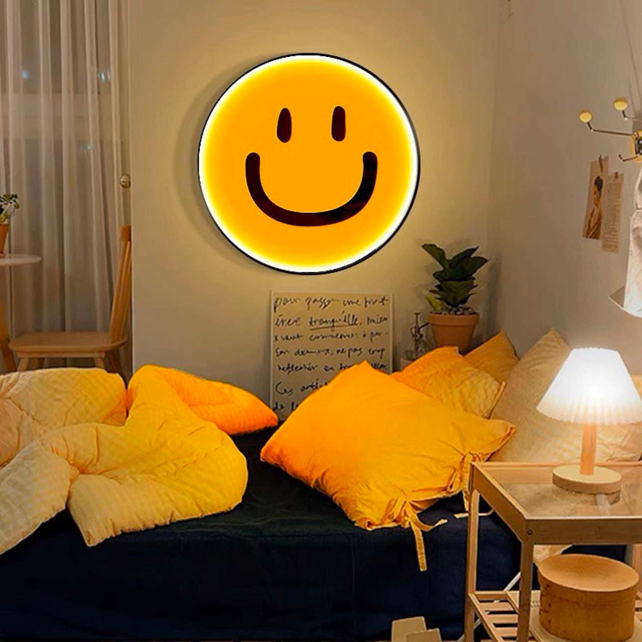 Hommie Smiley Wall Decor HBPW004
