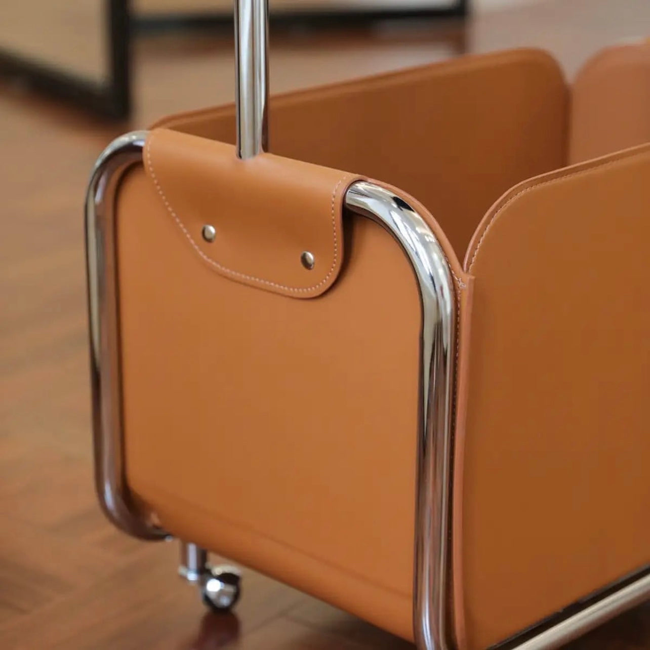 Hommie Vintage Leather Clothes Rack HBWR002