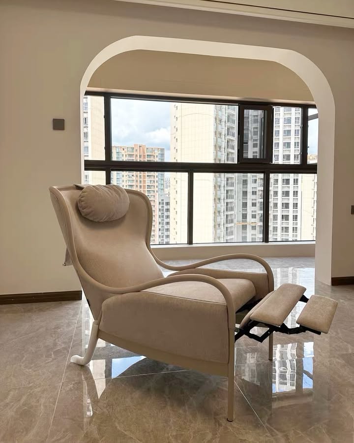 Hommie Minimalist Armchair HBAC030