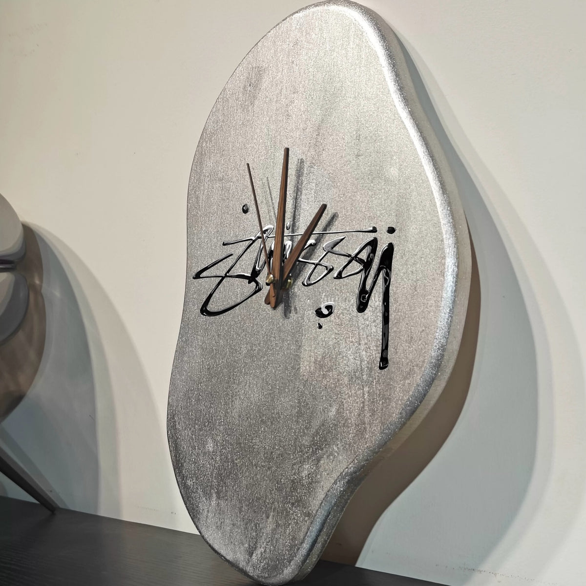Hommie Silver Blob Wall Clock HBHD024 2