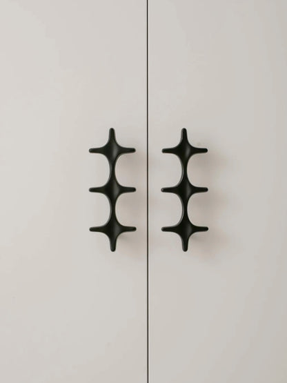 Hommie Black Four Prong Wardrobe Handle HBMC031 3
