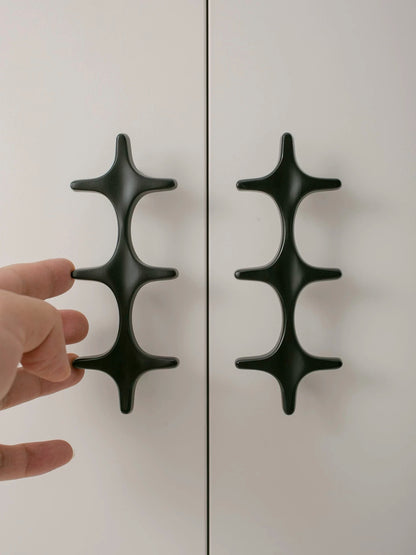 Hommie Black Four Prong Wardrobe Handle HBMC031 1