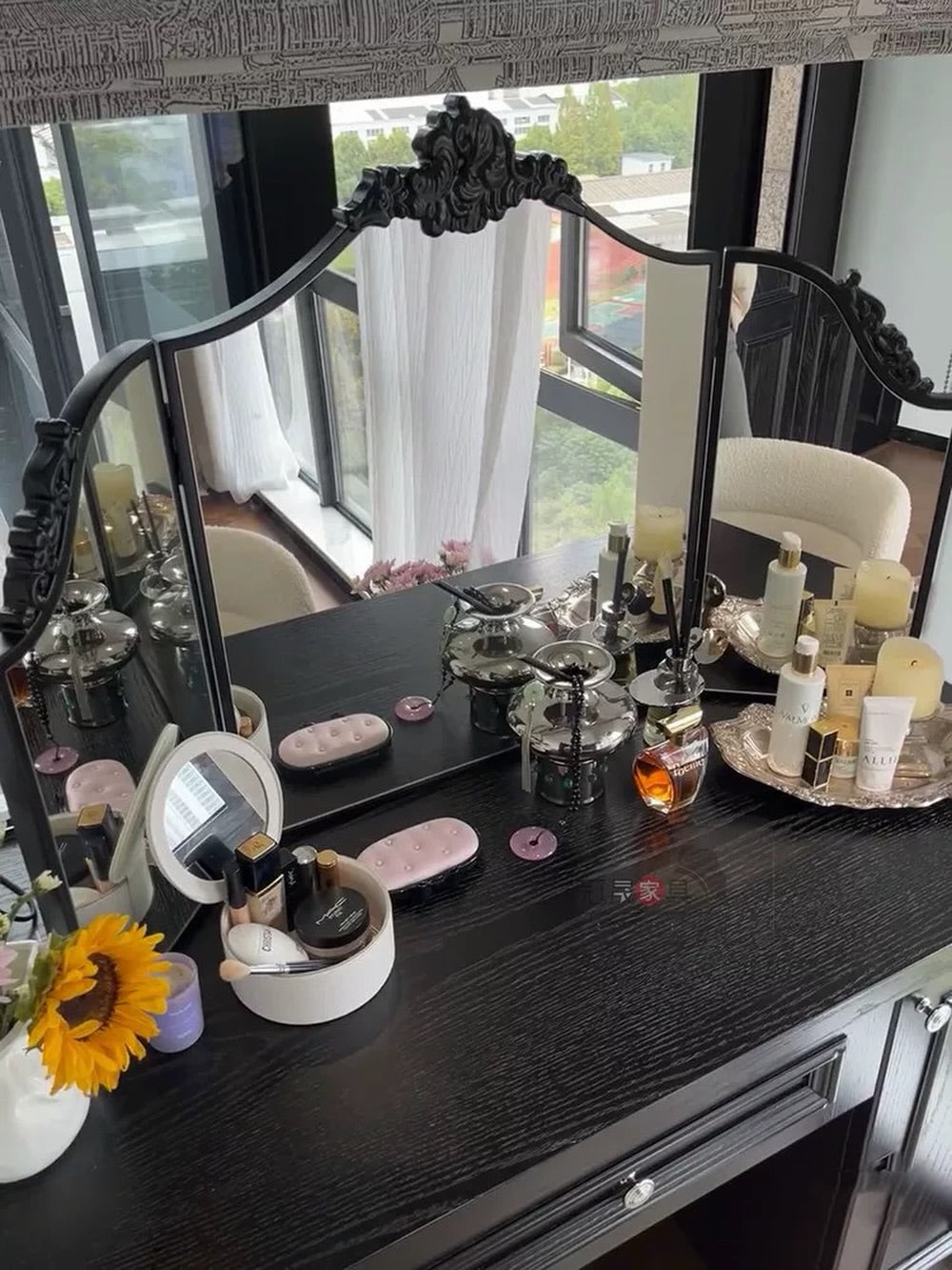 Hommie Vintage Ornate Black Tabletop Vanity Mirror HBMR036 1