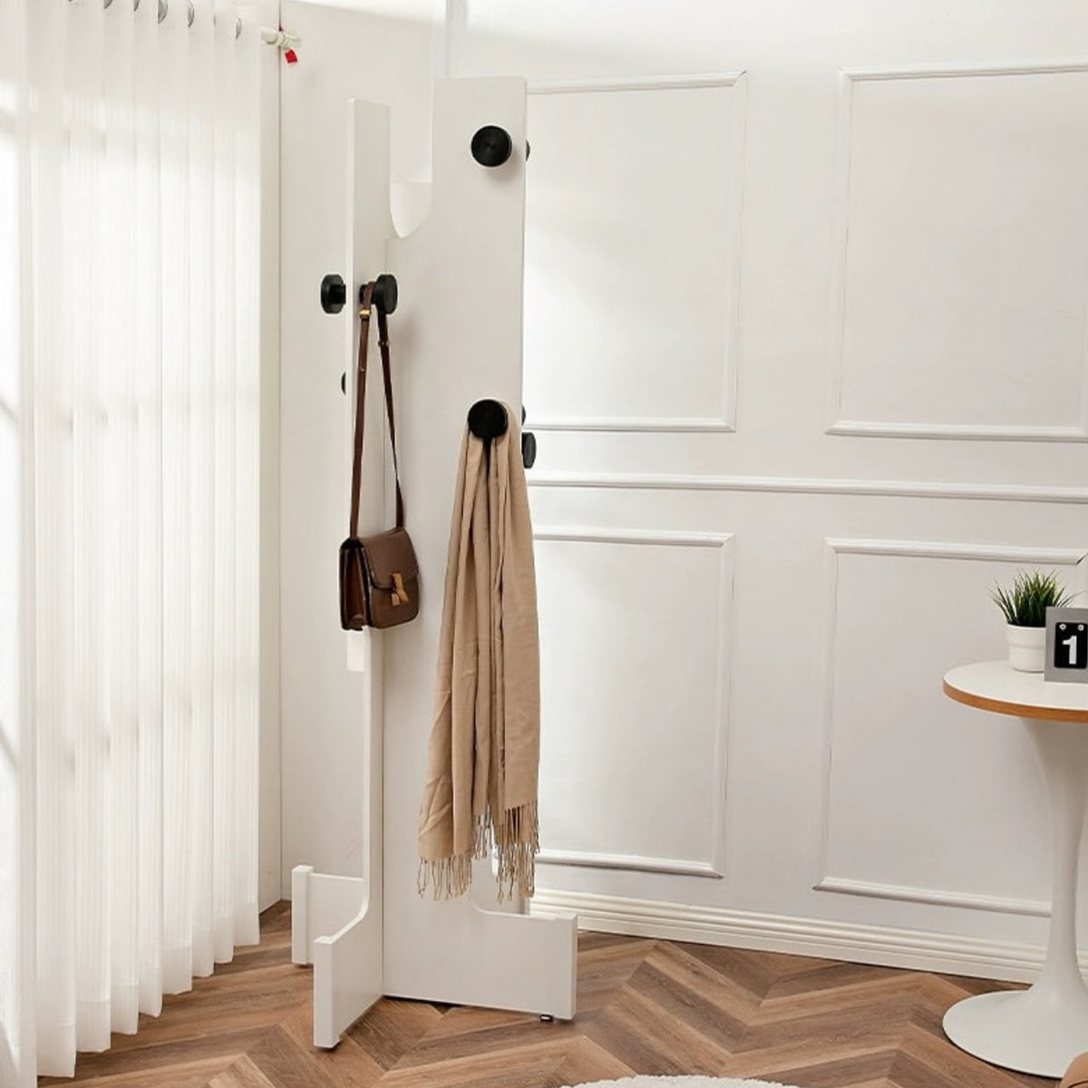 Hommie White Wood Coat Stand with Black Knobs HBWR008 1