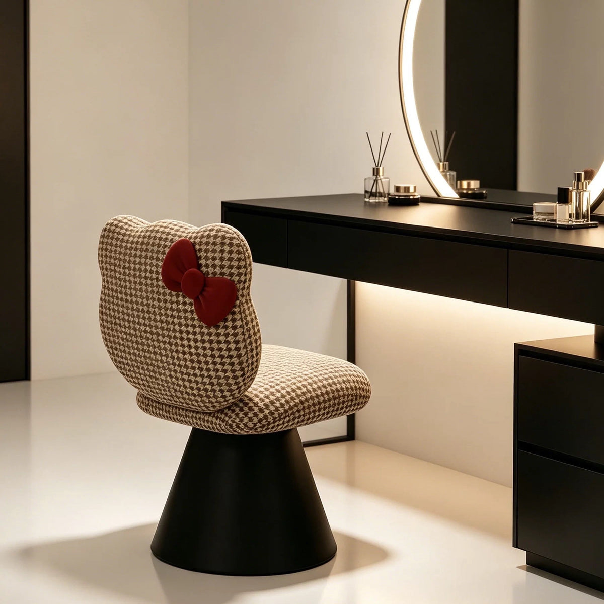 Hommie Kitty Bow Swivel Chair HBCH036 1