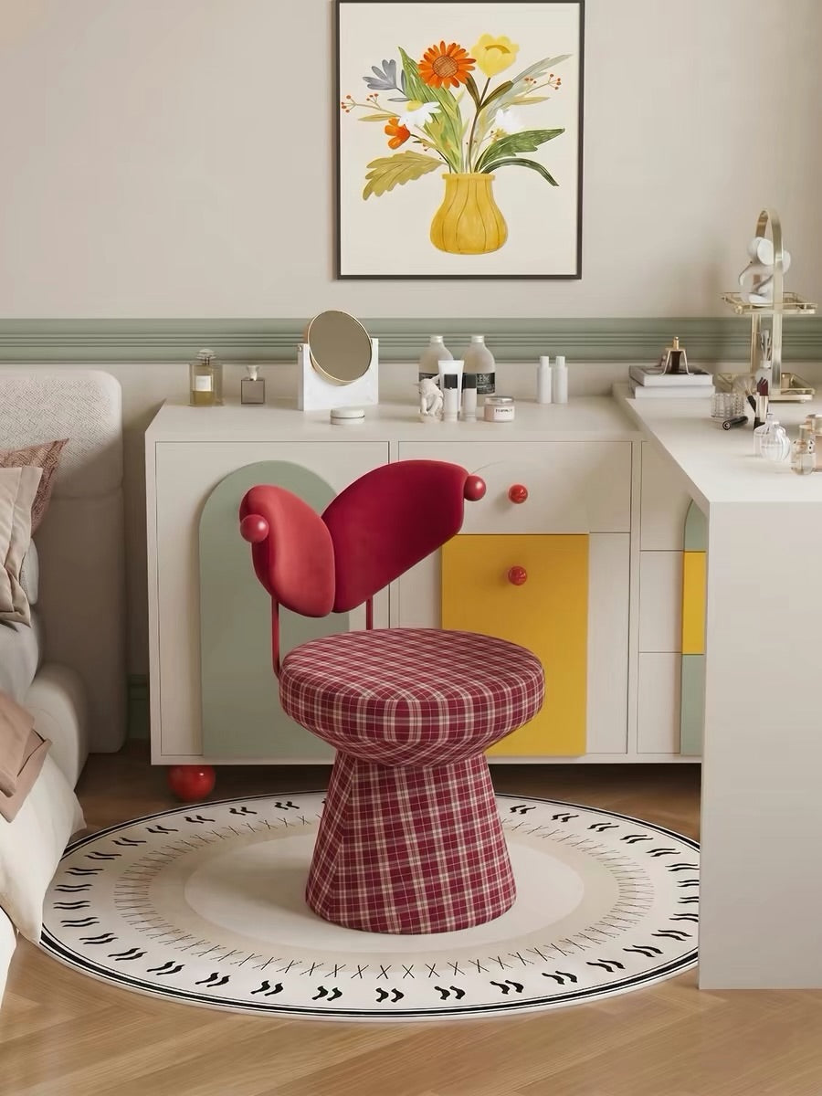 Hommie Red Plaid Heart Back Chair HBCH034 1