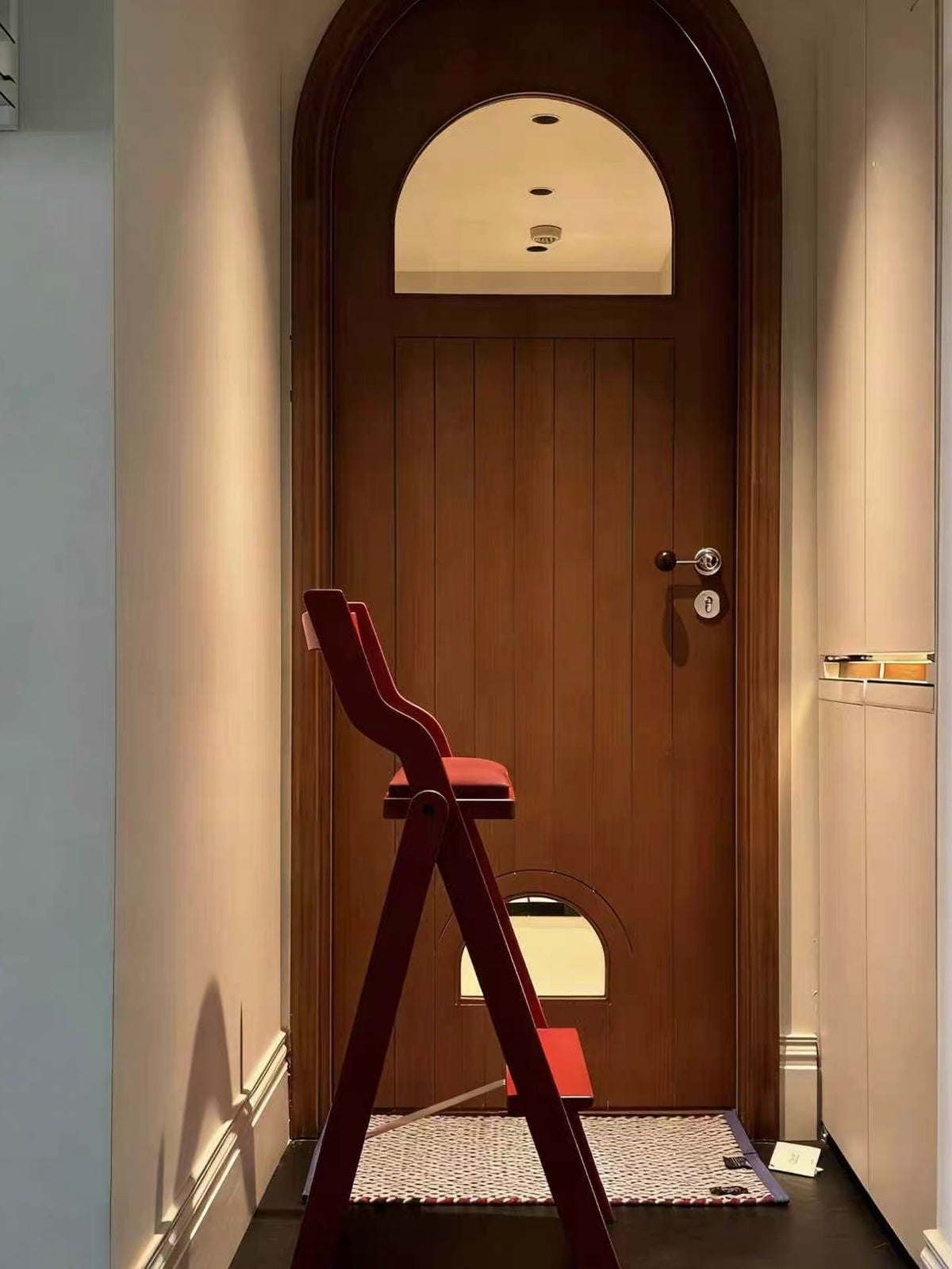 Hommie Folding Wood High Chair with Step HBCH027 8