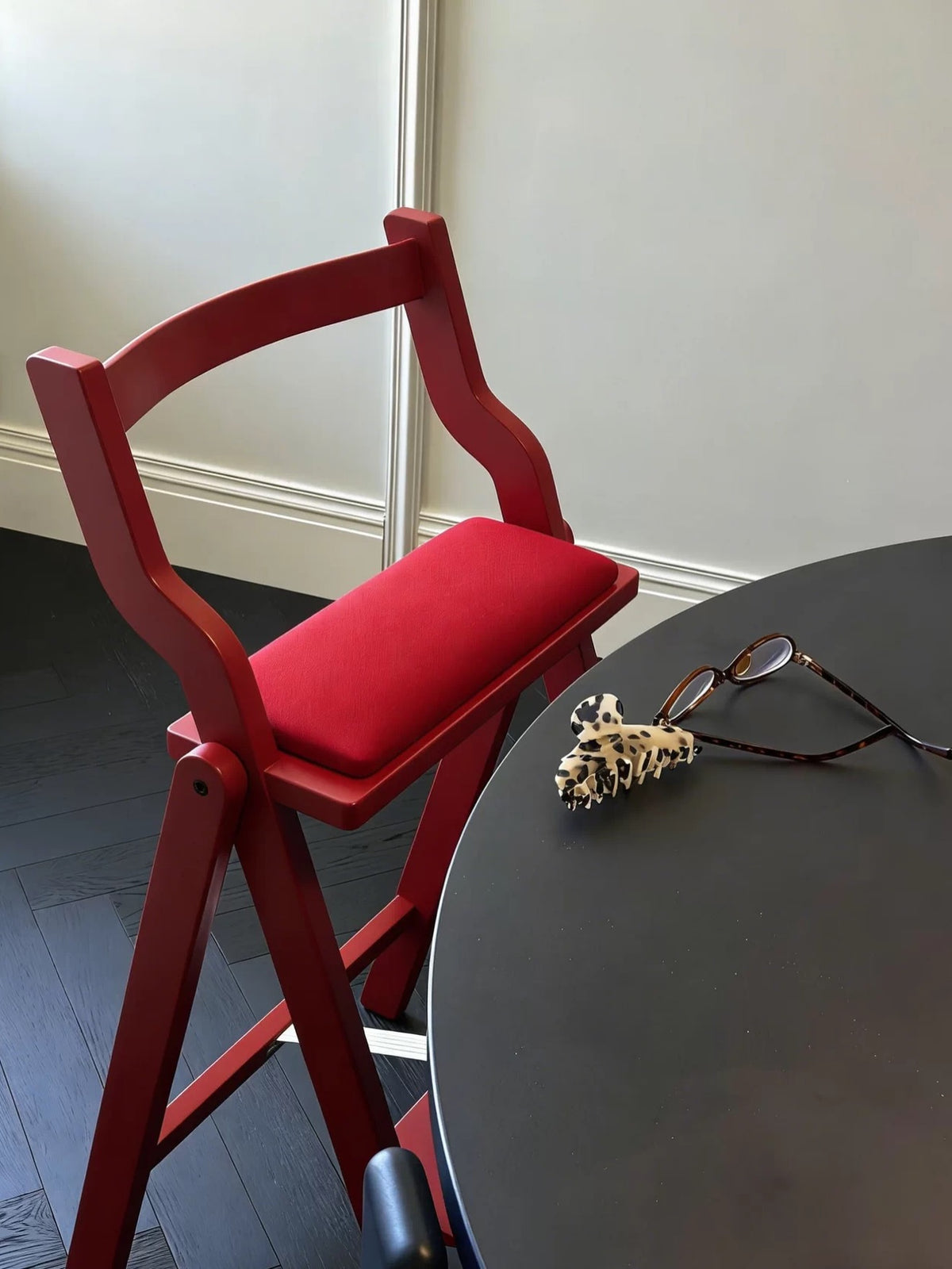 Hommie Folding Wood High Chair with Step HBCH027 6