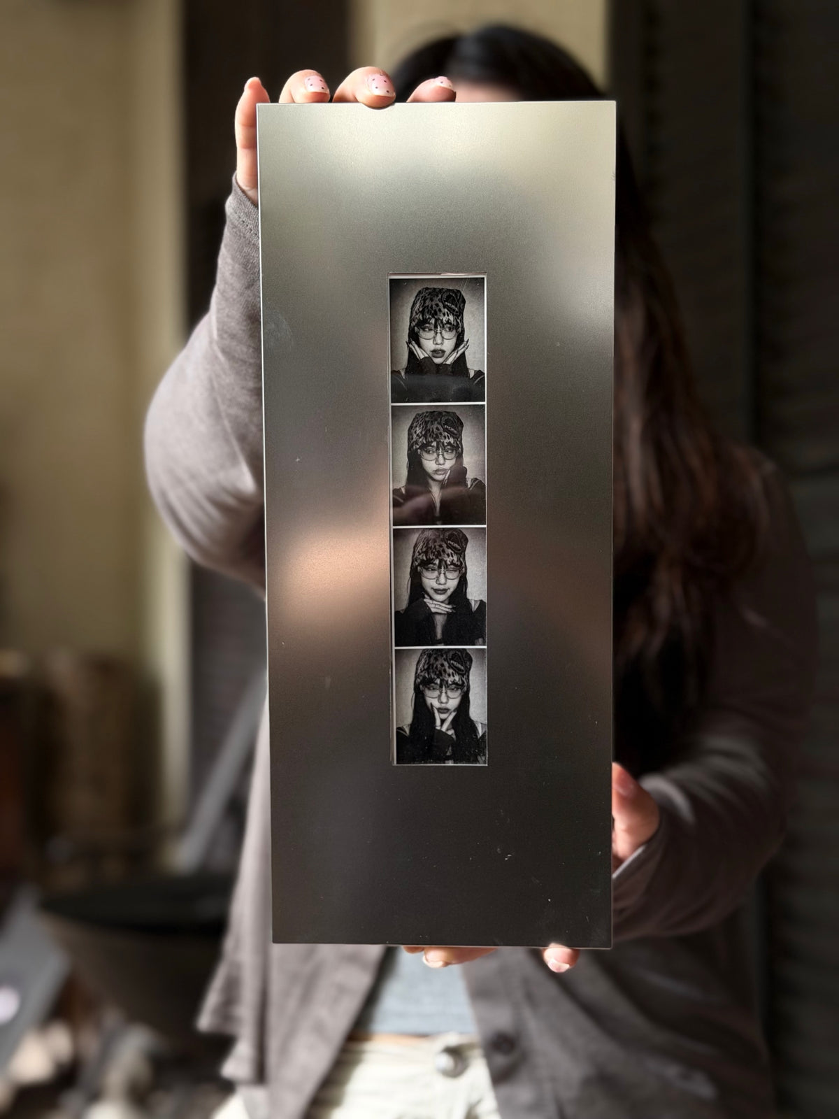 Hommie Brushed Metal Photo Strip Frame HBHD018 2