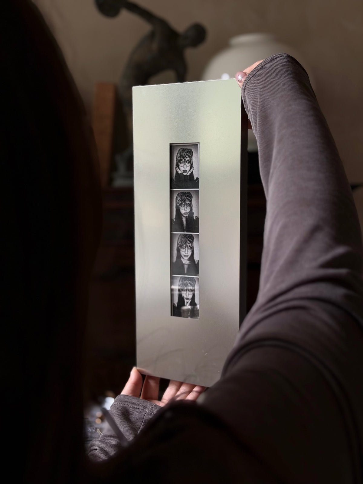 Hommie Brushed Metal Photo Strip Frame HBHD018 1