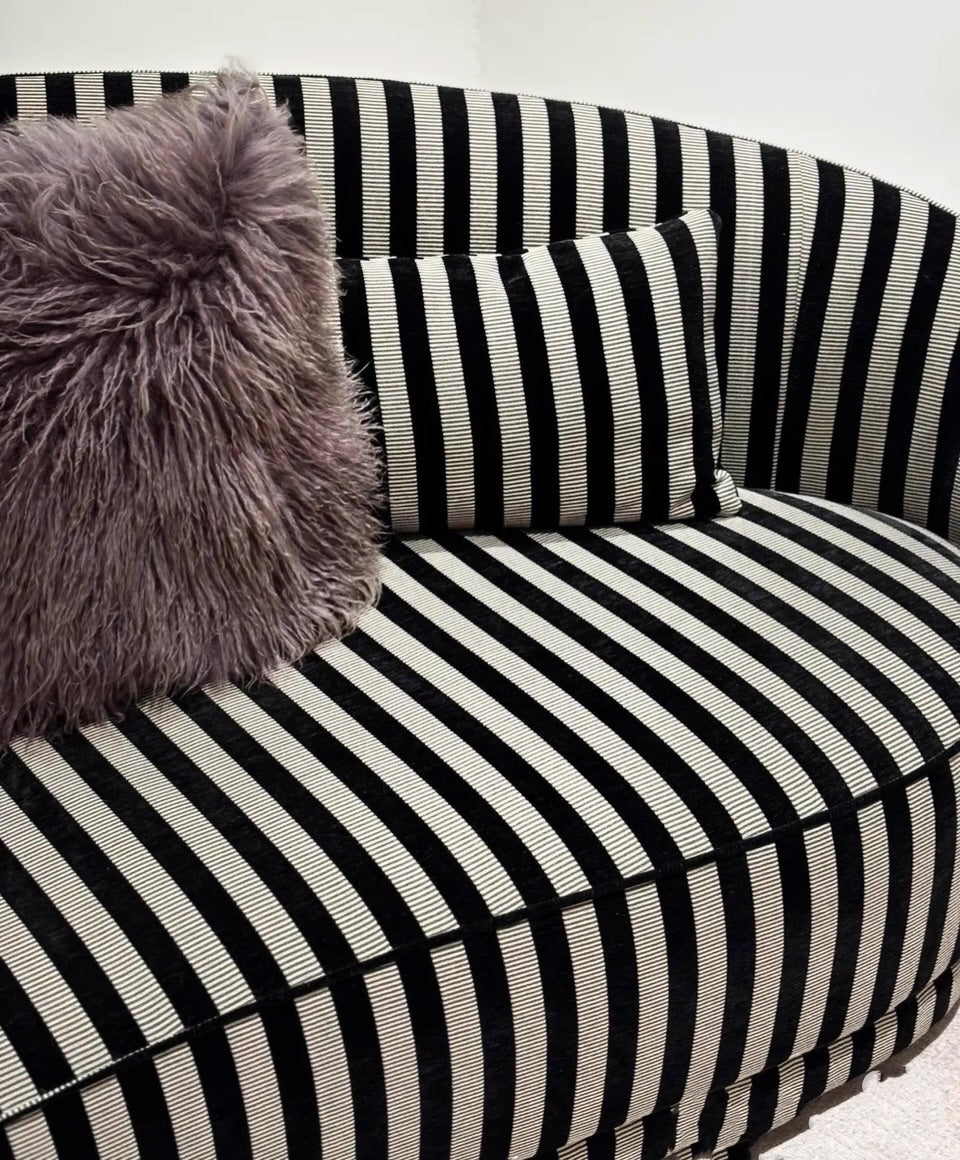 Hommie Black Stripe Curved Sofa HBSF070 2