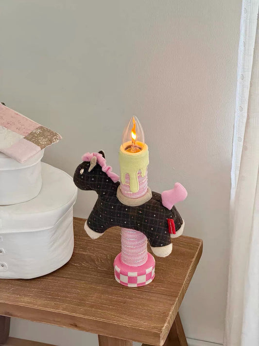 Hommie Horse Candle HBHD007 1