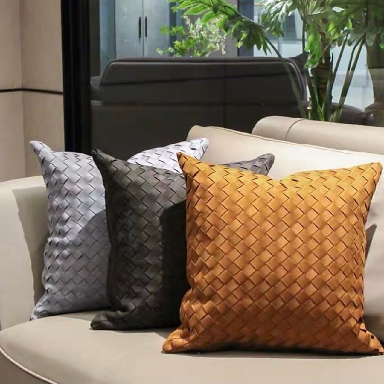 Hommie Italian Cushion / Sofa Pillow HBSF014